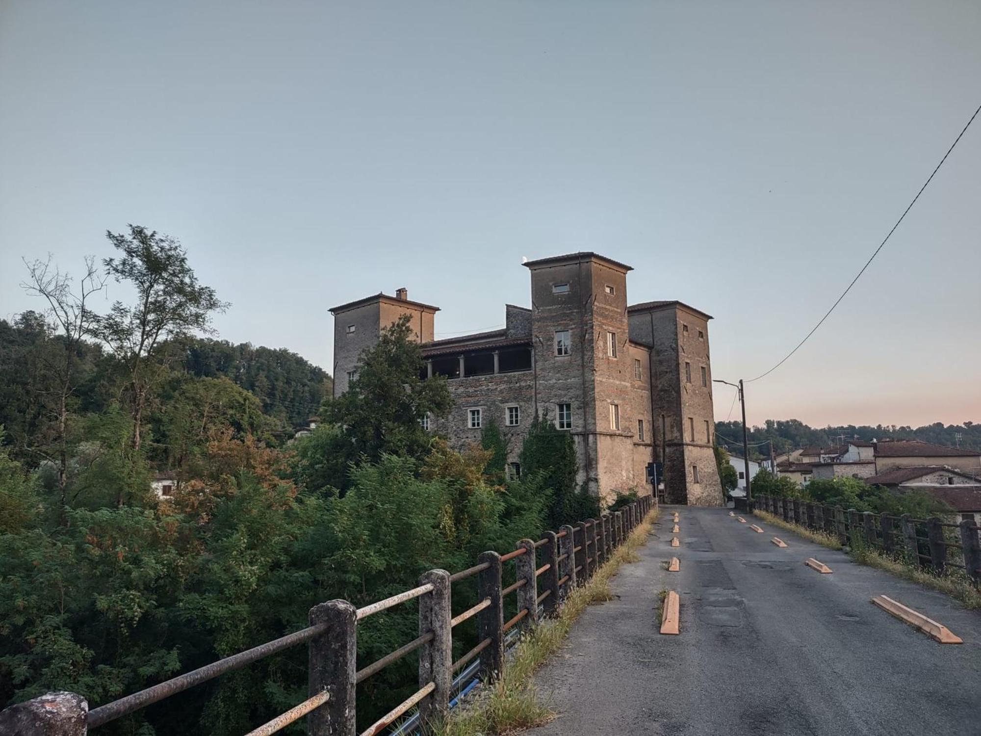 Castello Di Pontebosio Luxury Resort Licciana Nardi Εξωτερικό φωτογραφία
